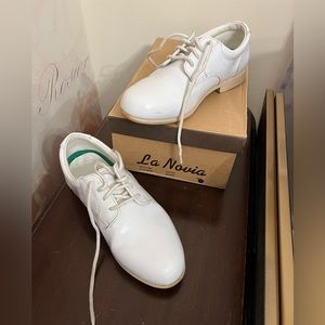 white patent leather communion wedding dress shoes boys size 4